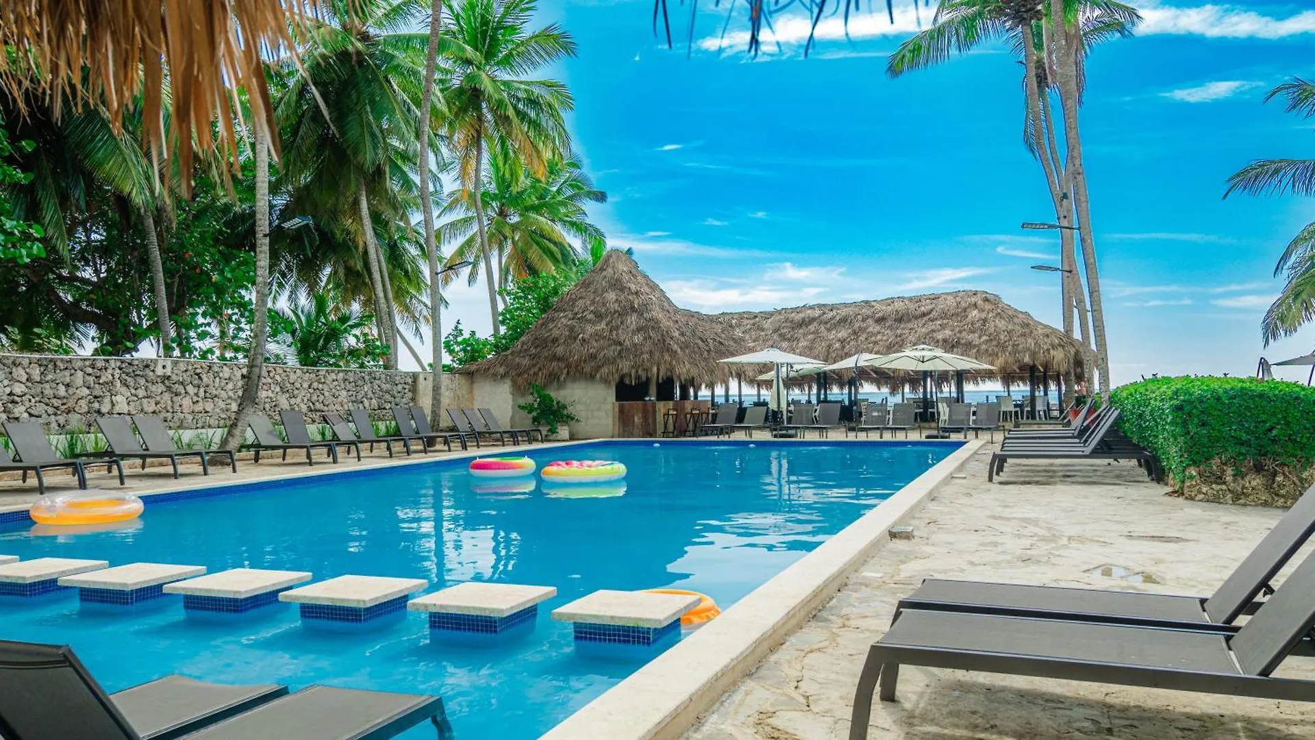 Tribe Resort Guayacanes